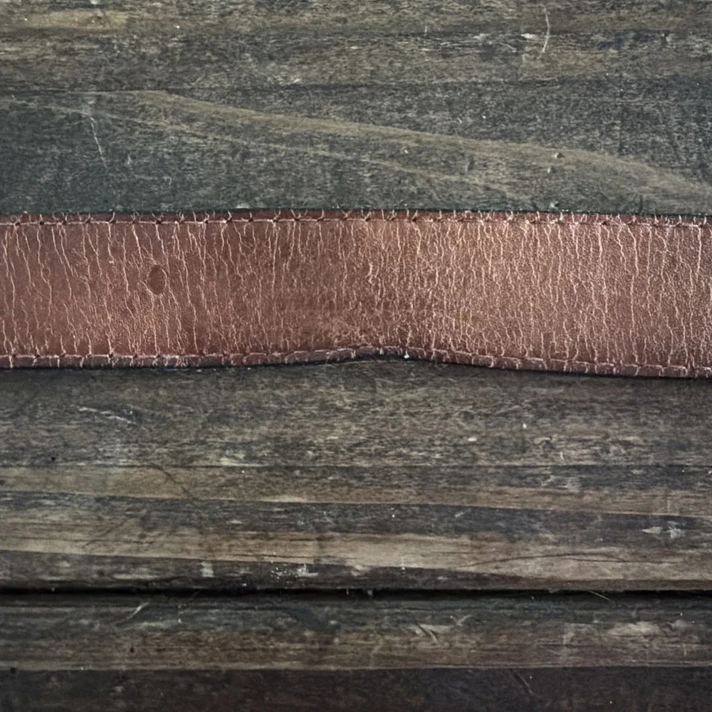 Vintage Kennth Cole crocodile Look Leather Belt‎ Sz 40 ES001